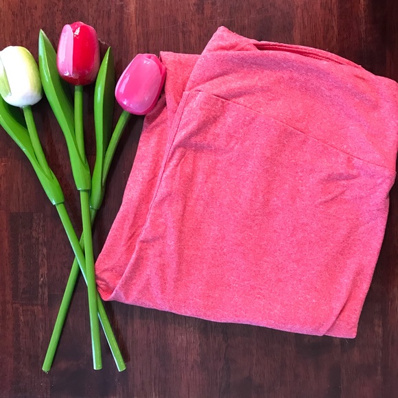 Red Heathered LuLaRoe Tall & Curvy Leggings - Picture 2 of 6